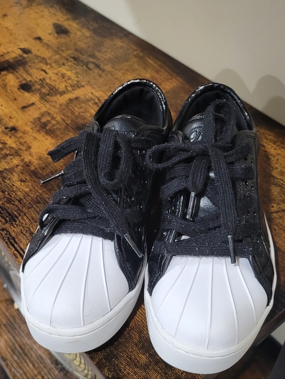 Kids Black and White Shell-Toe Sneakers - Classic Casual Style Pastry POP Tart🩰